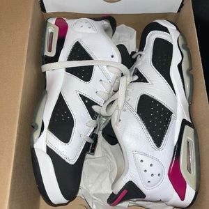 Air Jordan Retro 6 Fuchsia
